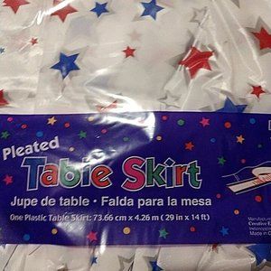 SoPLEATED TABLE SKIRT by Creative Expressions 29" X 14 FOOT.
